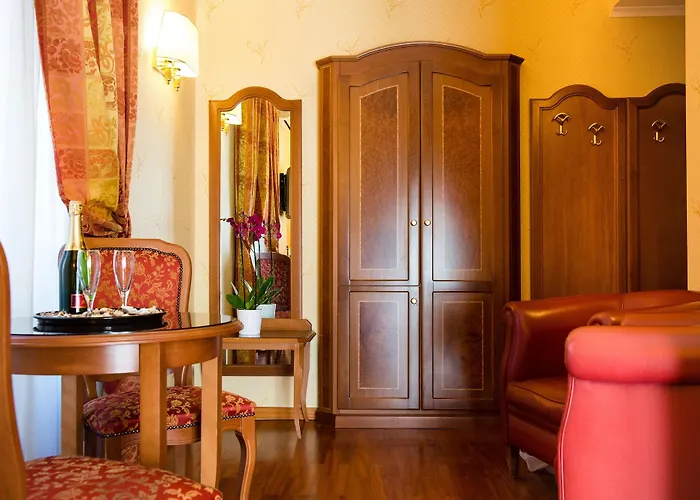 Hotel Amadeus 3*