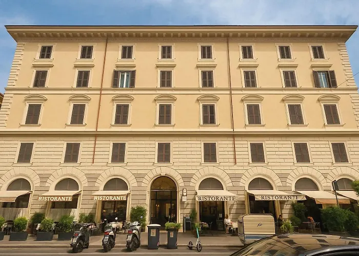 Amadeus Hotel 3*