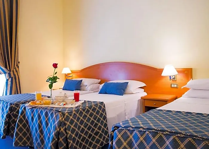 Amadeus Hotel 3*
